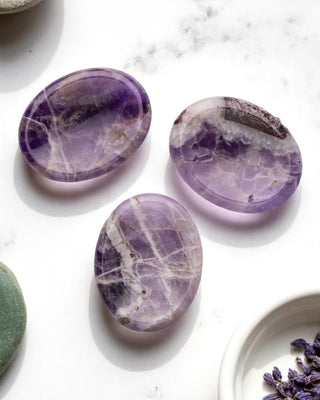 Amethist | Duimsteen | Ontwaken & Verbinding - DEVA LOVES