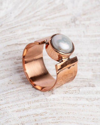 Luxe koperen ring met Parel