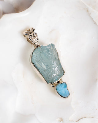 Ruwe aquamarijn hanger met larimar in zilver