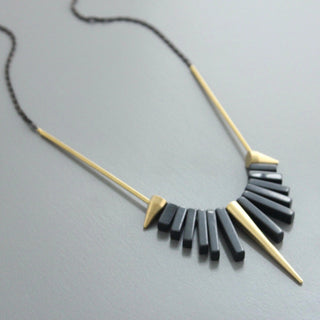 Stoere Ketting met Spikes en Zwarte Agaat - 45cm - DEVA LOVES