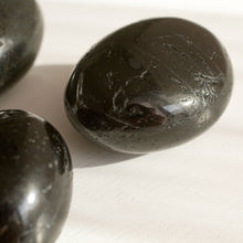  DEVA LOVES Stenen en Kristallen Zwart Tourmalijn Trommelsteen - Aarding en Bescherming